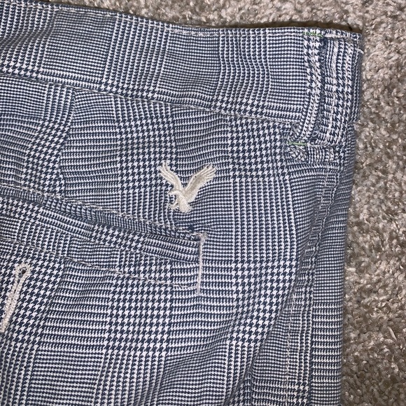 American Eagle Dark Blue & White Plaid shorts W 33 - Picture 13 of 13